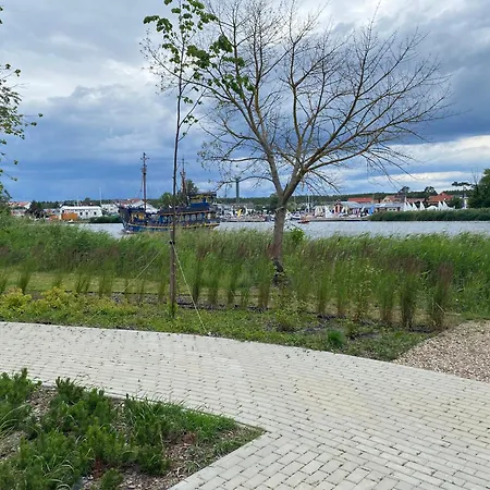 アパート Black & White Dziwnów