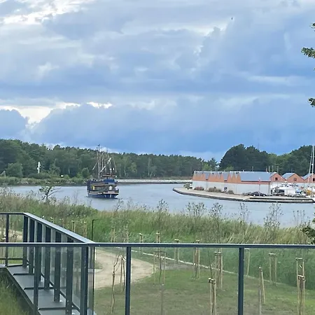 アパート Black & White